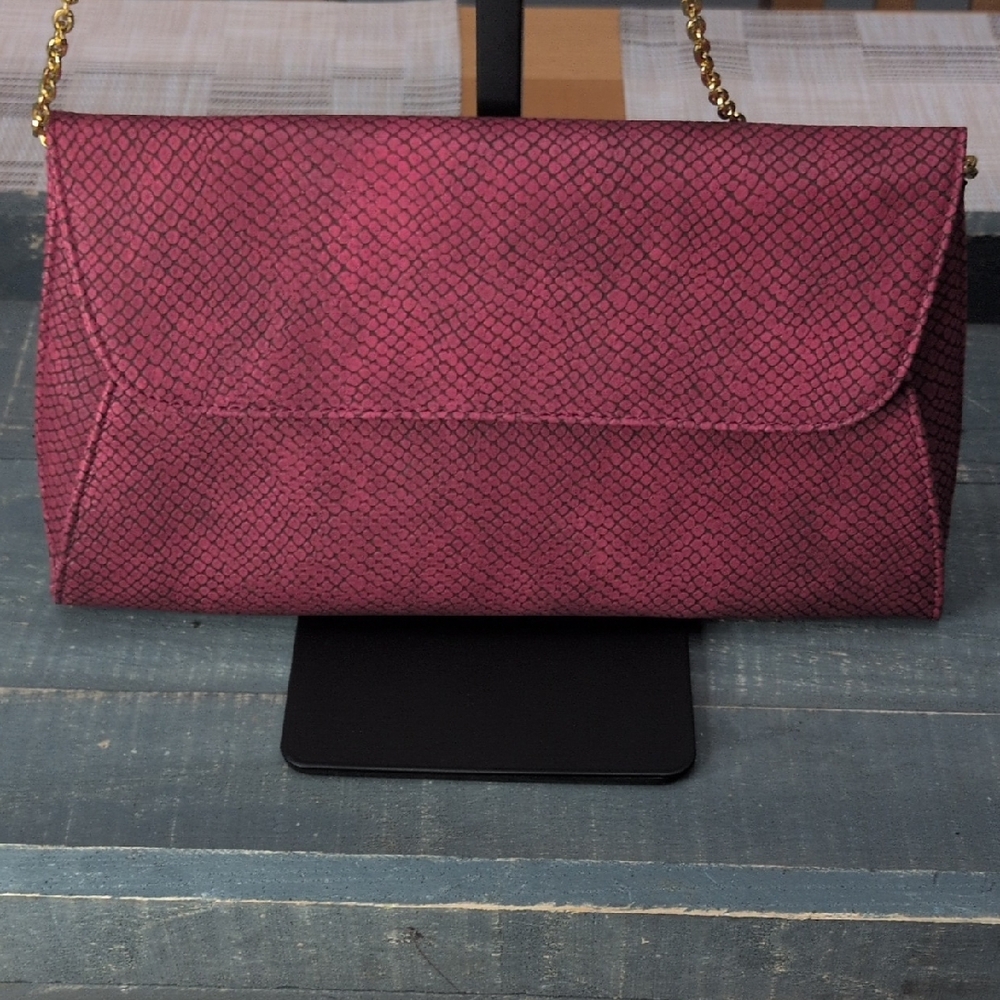 Urban Expressions Fuchsia Snake Pattern Clutch
